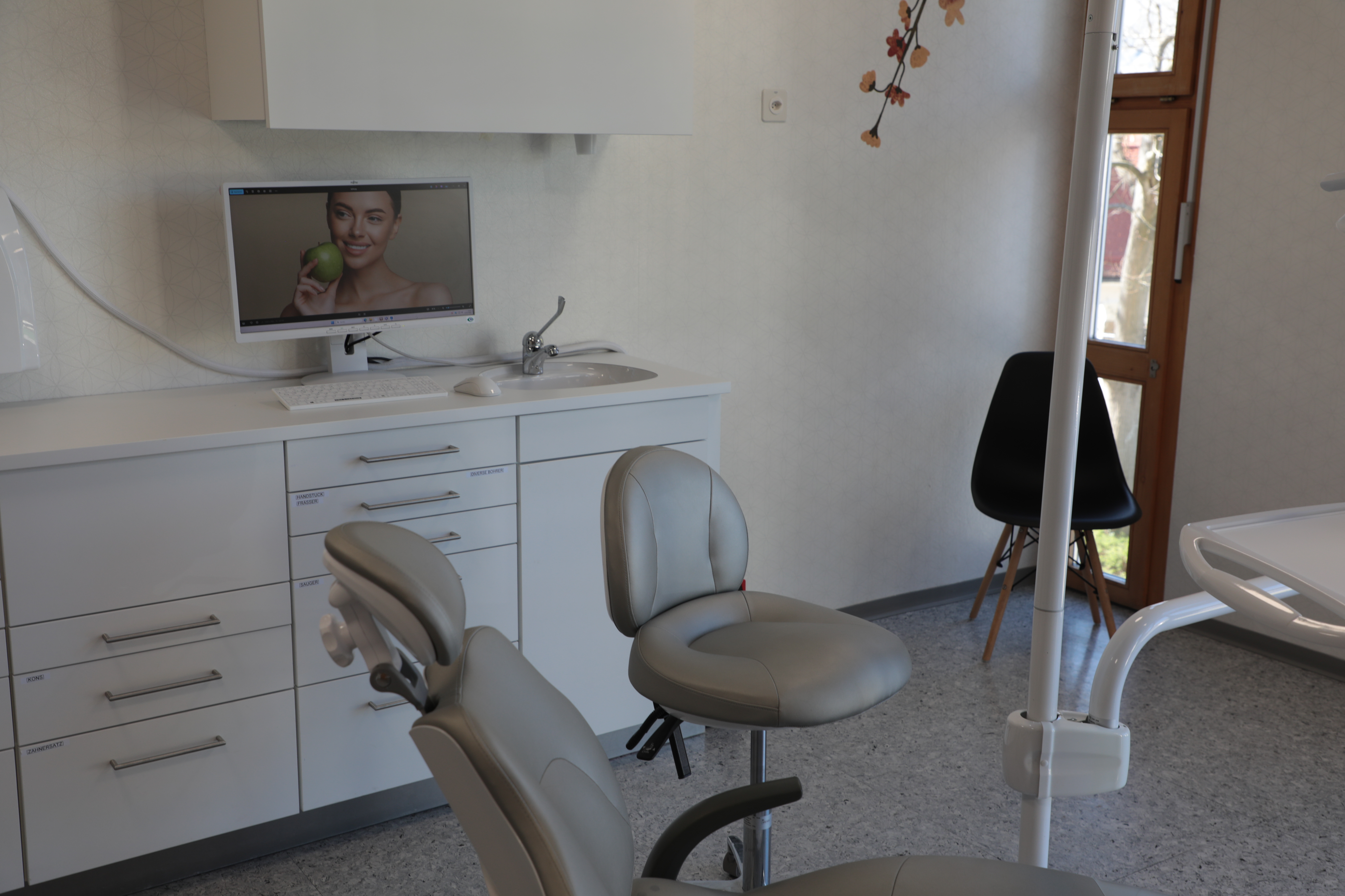 Behandlungszimmer Swiss Dental Chur AG